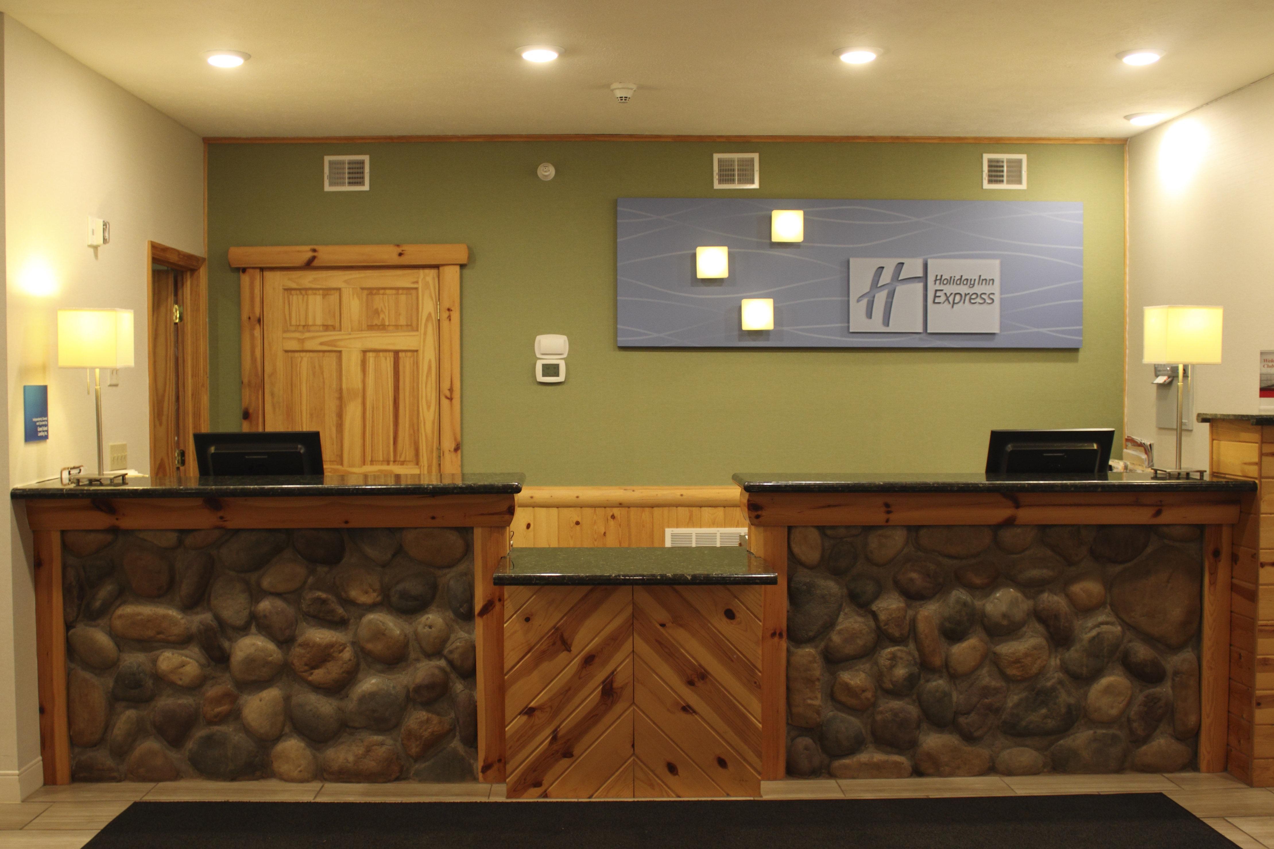 Holiday Inn Express Munising-Lakeview, An Ihg Hotel Exteriér fotografie