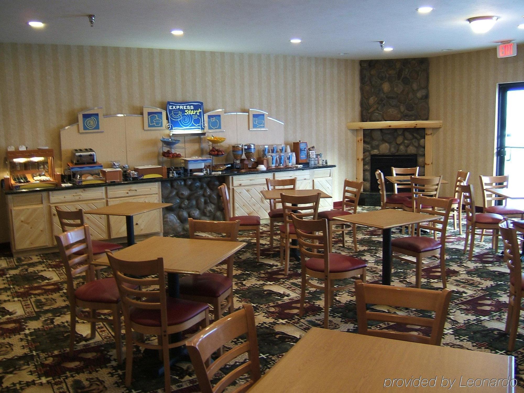 Holiday Inn Express Munising-Lakeview, An Ihg Hotel Restaurace fotografie